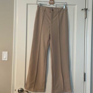 NWT VRG GRL Beige Pants